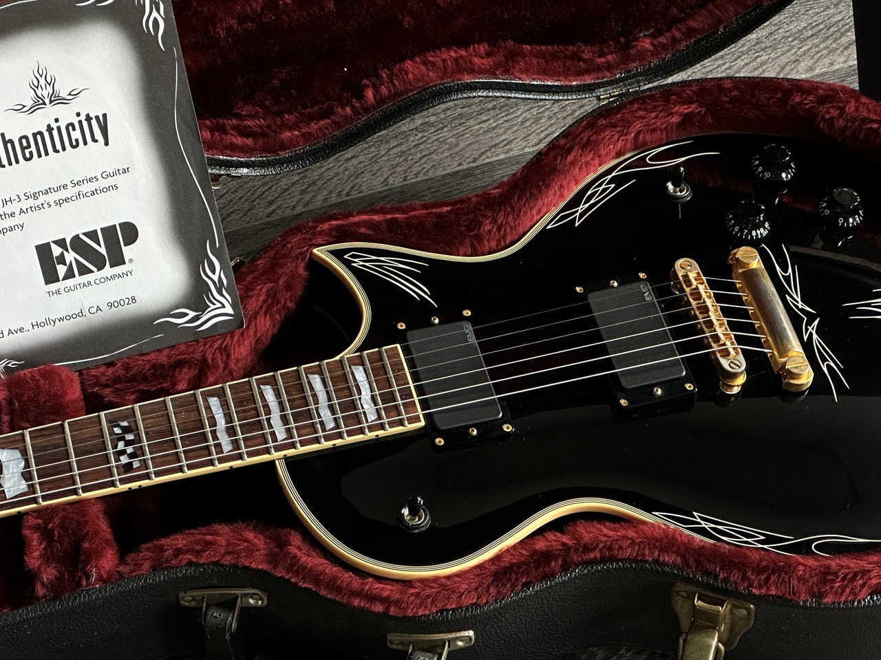 1999 ESP Custom Shop James Hetfield Signature JH-3 Black with Hot Rod Pinstriping - Thumbnail 6