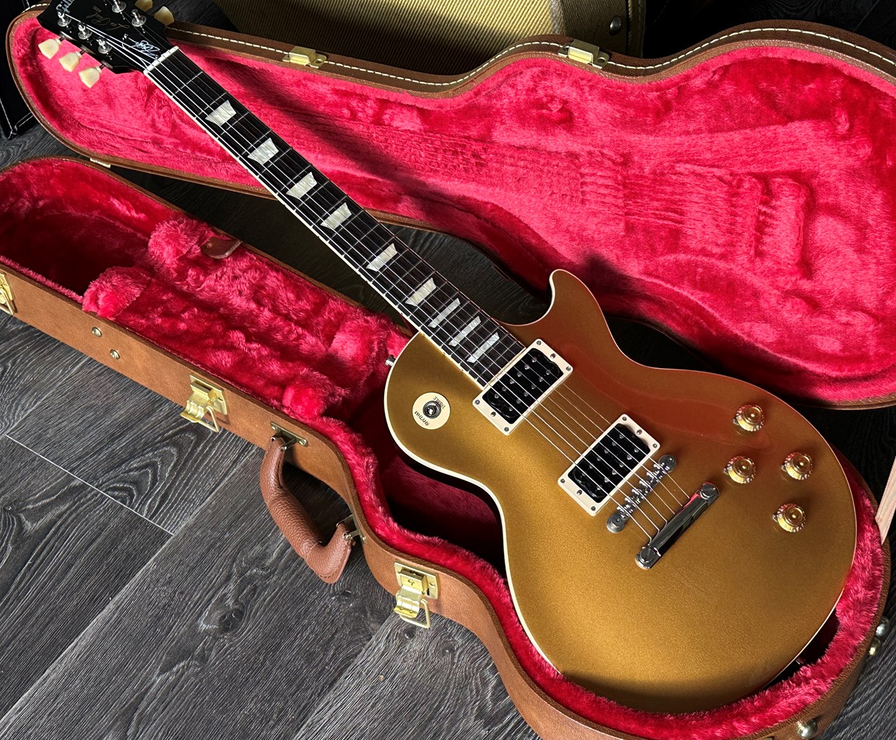 2022 Gibson Les Paul Slash Victoria Goldtop Complete Set - Thumbnail 2