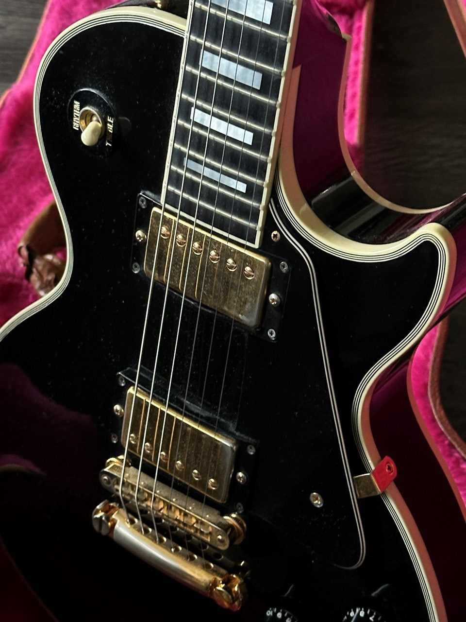 1989 Gibson Les Paul Custom Ebony with Original Case - Thumbnail 4