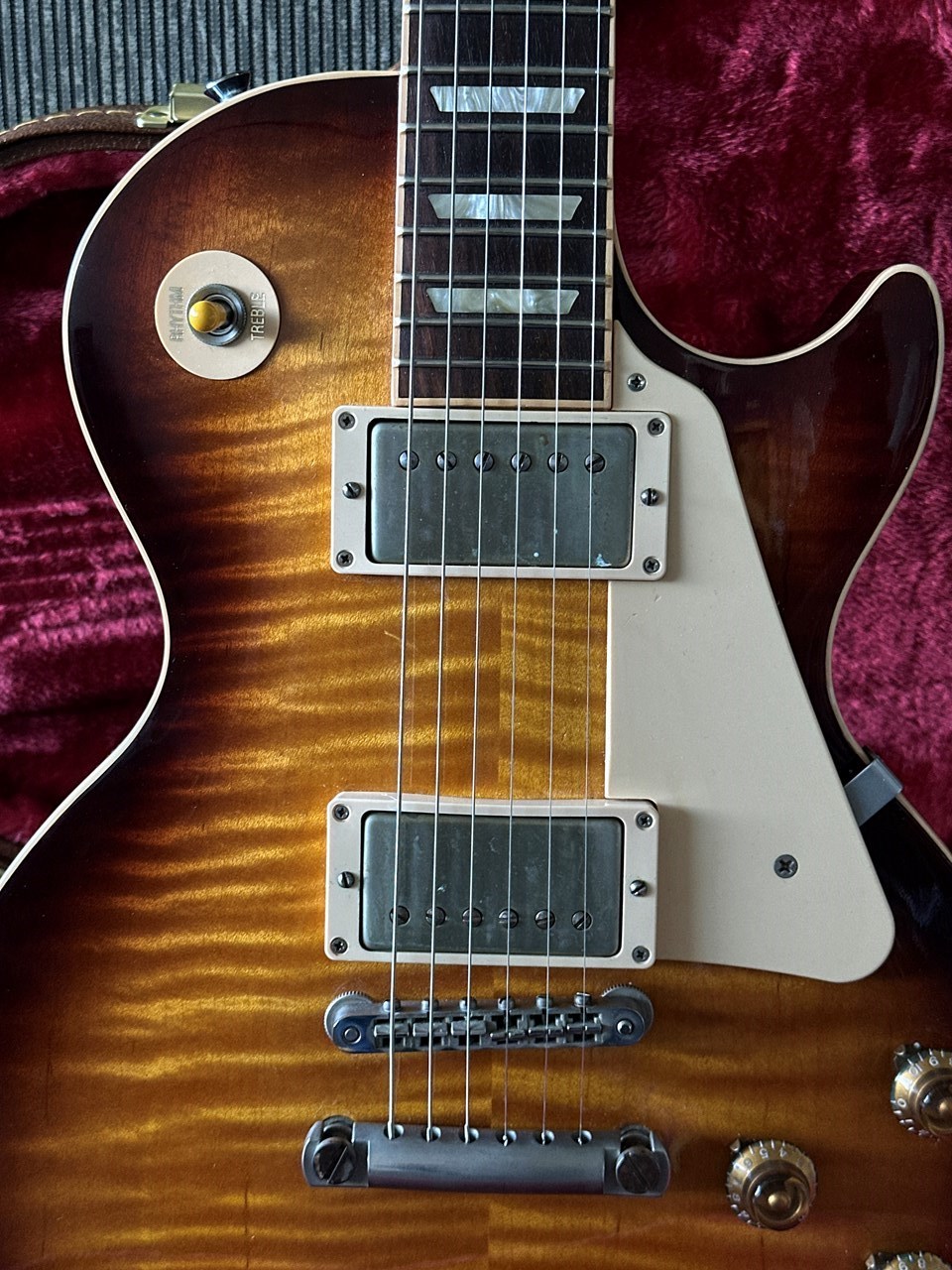 Gibson Les Paul Traditional Plus with Monster Top & Upgrades - Thumbnail 6