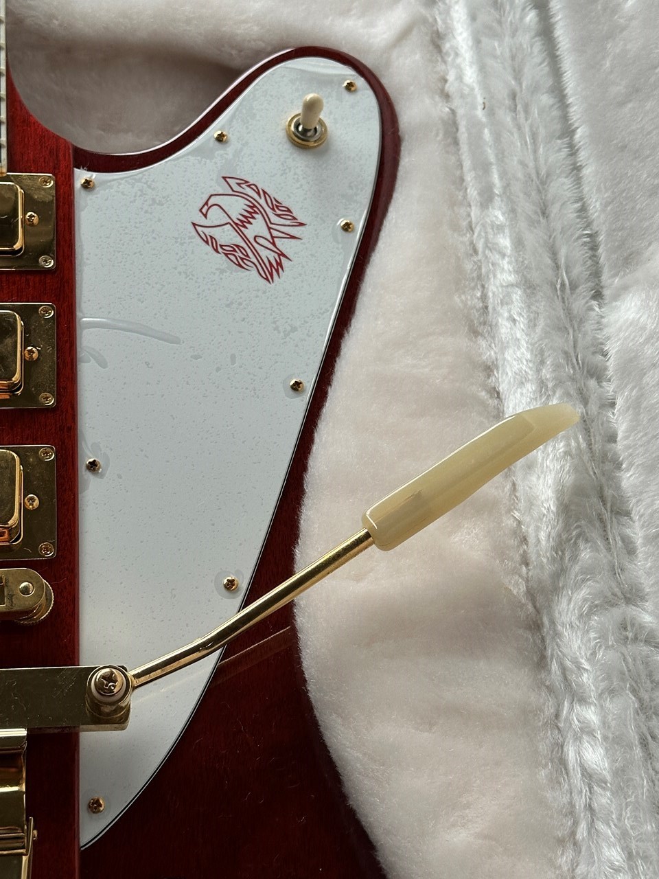 Gibson Firebird VII Cherry & Gold Hardware Excellent with Checklist & Case - Thumbnail 5