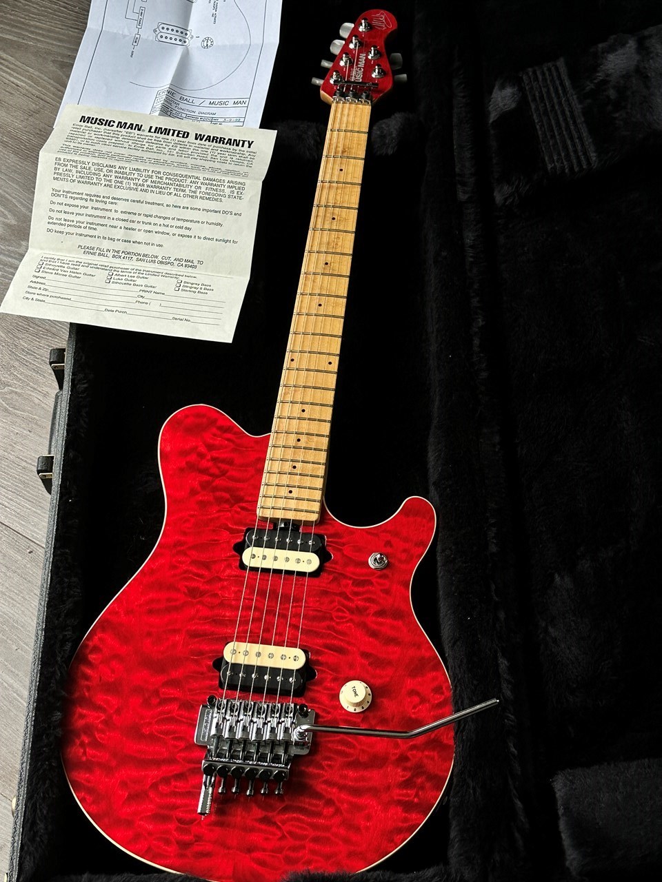 Music Man EVH Eddie van Halen Trans Red Quilt Collectors Condition with Case & Papers - Thumbnail 2