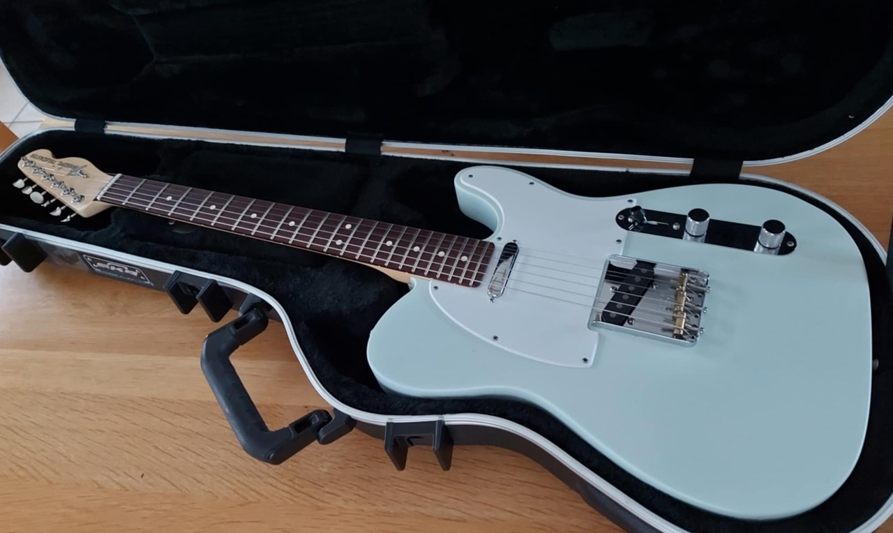 2019 Fender American Performer Telecaster Satin Sonic Blue with SKB Case - Thumbnail 2