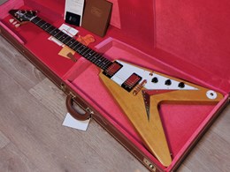 Gibson Flying V 1958 Korina Custom Shop 2021 Collectors Condition All Complete