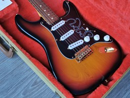 Fender Stratocaster Stevie Ray Vaughan SRV 1992 Sunburst Timemachine Piece NOS Unplayed