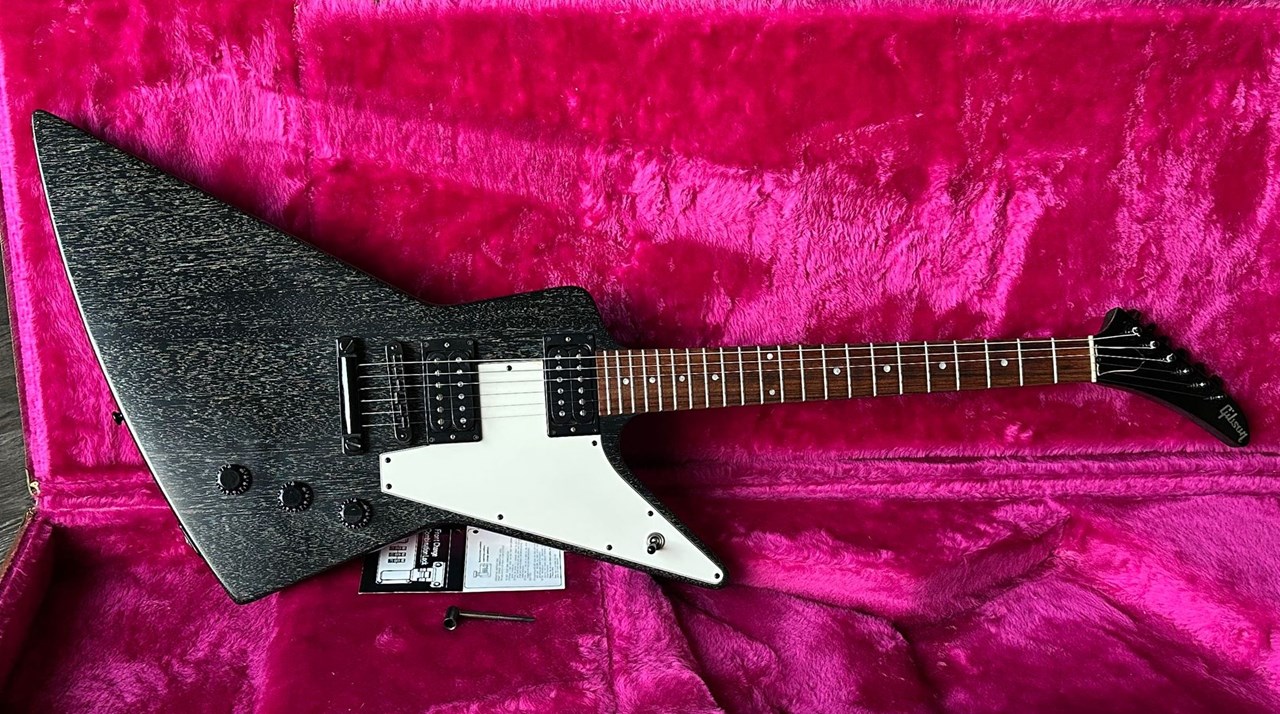 1994 Gibson Custom Shop Explorer ''Silver Fox'' Finish with Original Case - Thumbnail 6