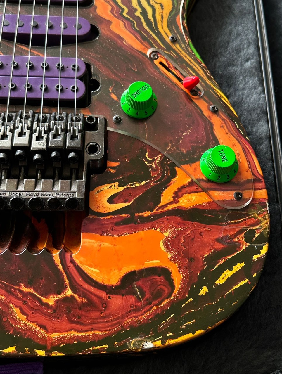 Ibanez JEM77 PMC Purple Multi Color Steve Vai with Case - Thumbnail 6