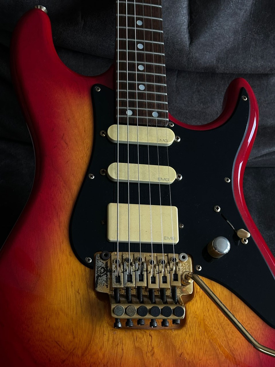 Valley Arts Steve Lukather Swamp Ash/Birdseye Maple Handsigned - Thumbnail 3