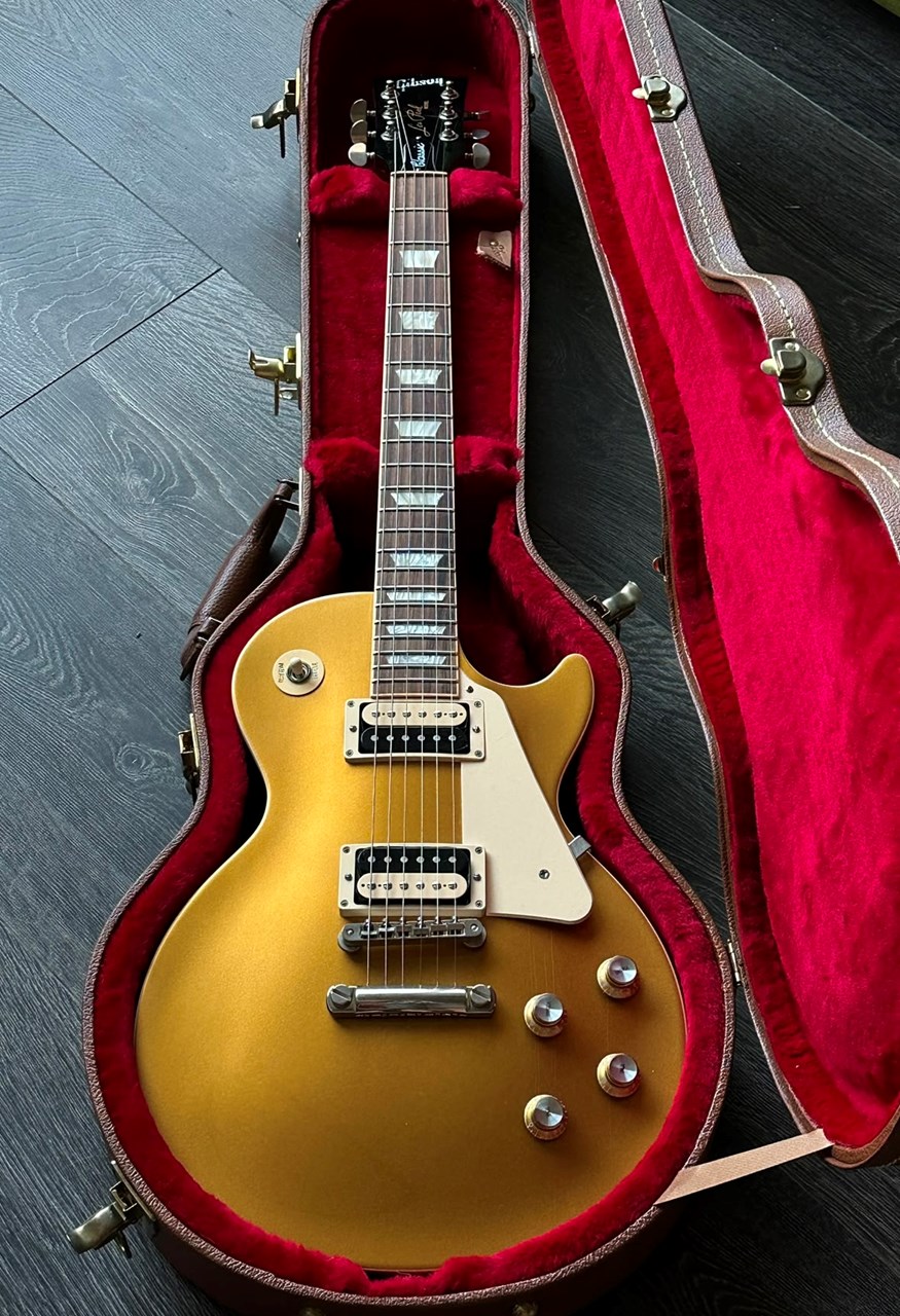 2019 Gibson USA Les Paul Classic Goldtop with Case - Thumbnail 2